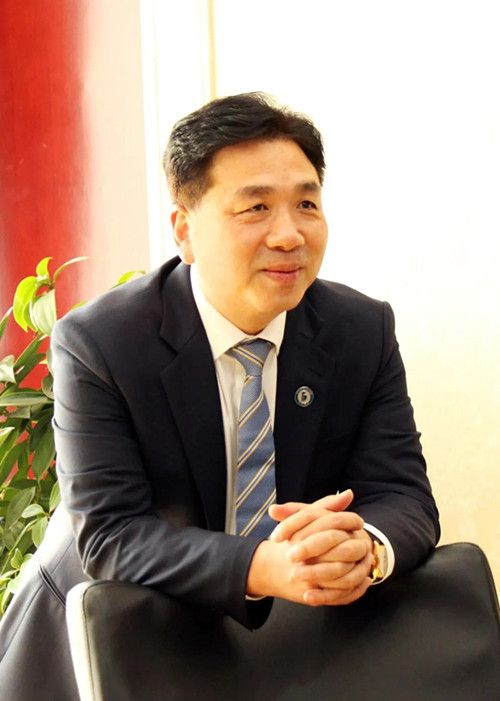 郑红卫   江苏华昊建设集团有限公司党委书记,董事长