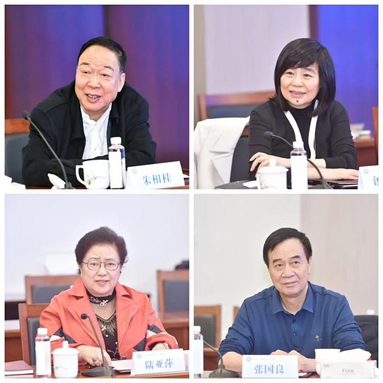 浓浓亲情谆谆厚意满满祝福省工商联举办民营经济代表人士进机关活动